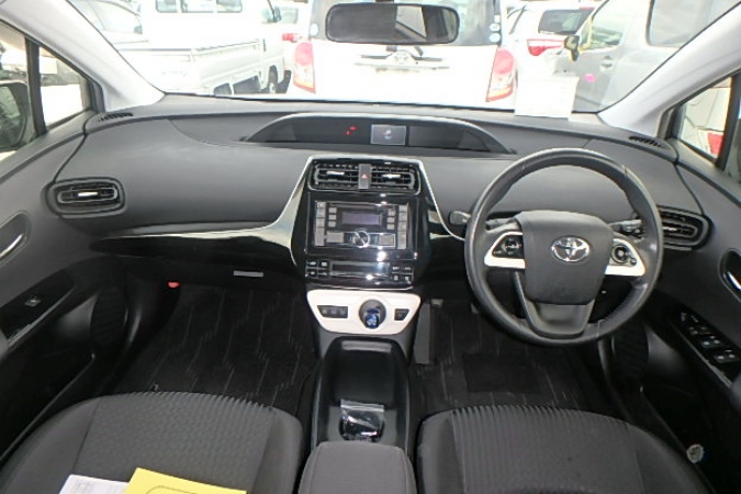 Toyota Prius S 2016
