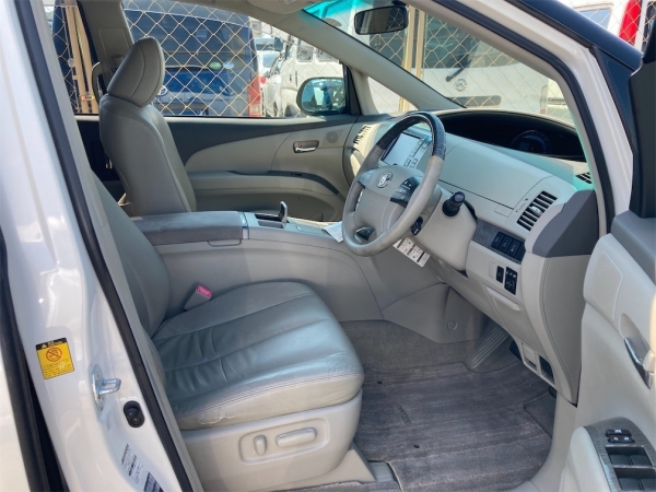 Toyota Estima G Leather - Package 2009