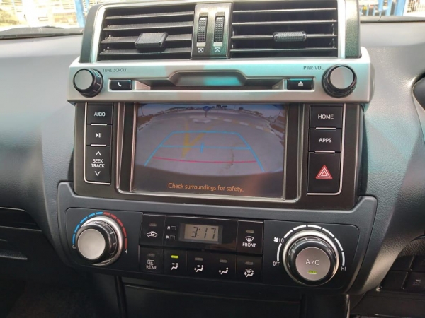 Toyota Land Cruiser Prado TX 2015